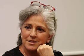 La escritora Inma Pelegrín gana el Premio Lumen de novela 2025