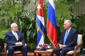 Vicecanciller ruso visita Cuba y reitera apoyo del Kremlin ante la crisis provocada por el bloqueo de EE.UU.