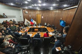 No hay marcha atrás: en tenso concejo municipal, San Miguel aprueba cambiar nombre de Av. Salvador Allende por Salesianos