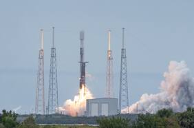 Exitoso lanzamiento al espacio de satélites chilenos a bordo de cohete de SpaceX
