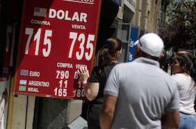 El dólar registra otro fuerte incremento y seguirá escalando: ¿Qué dicen los expertos sobre su impacto en la inflación?