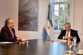 Monckeberg y el peak de contagios en Argentina: “Estamos conversando con el gobierno la forma de garantizar el máximo estándar de salud para el plebiscito”