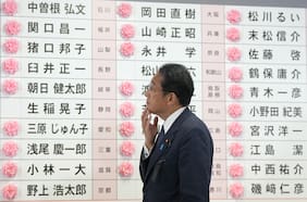 Partido de Shinzo Abe y socio de coalición consiguen mayoría en elecciones legislativas de Japón