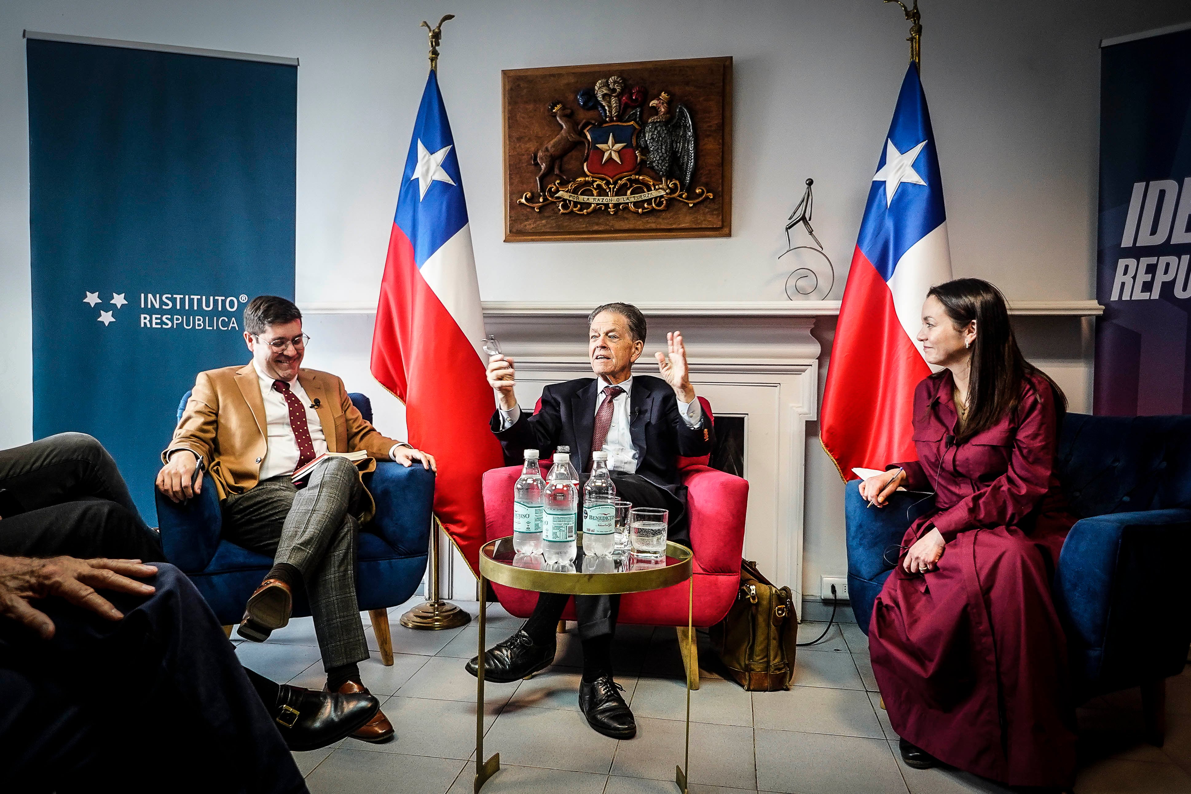 Arthur Laffer en Chile: el crecimiento vuelve al centro de la discusión
