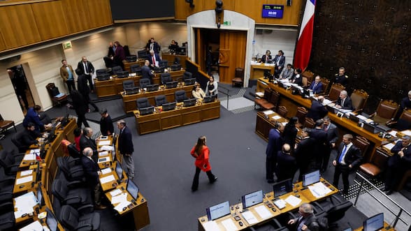 Otra vez el populismo parlamentario
