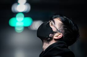 Covid ha matado a más chilenos en 2021 que todo el año pasado