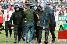 El fútbol chileno le pide auxilio a Robocop: la última jugada para erradicar la violencia