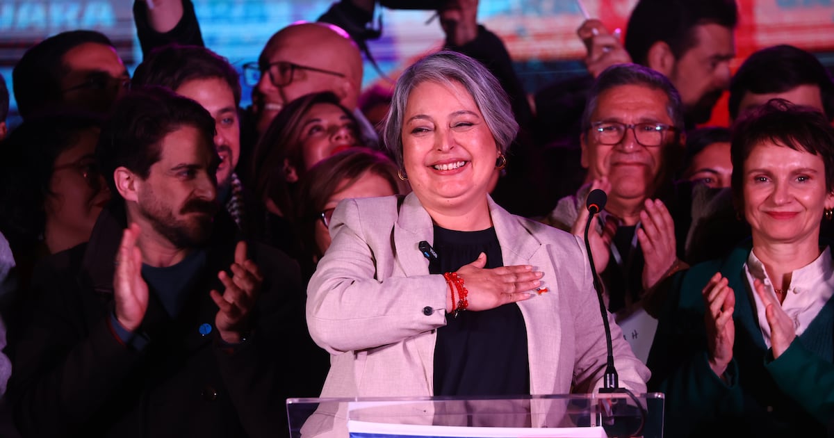 Jeannette Jara y el dilema del salario mínimo: ¿progreso social o freno al empleo?