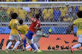 Para bien o para mal: momentos que pudieron cambiar la historia del fútbol chileno