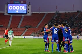 “No hemos pedido cotizaciones de otros recintos”: la U exige que recital de BTS no dañe la cancha del Estadio Nacional