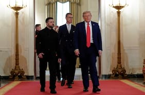 Trump descarta el envío de tropas a Ucrania y pide a Zelenski ser “flexible” en las negociaciones