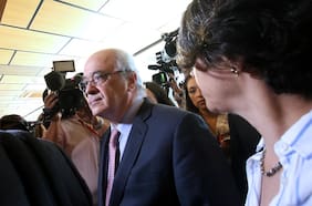 Corte ratifica pena de siete años de cárcel para el oncólogo Manuel Álvarez por abuso sexual reiterado de pacientes