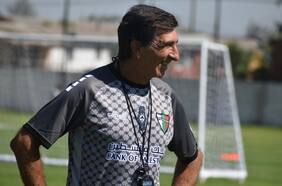 Seguirá en Palestino hasta noviembre: Gustavo Costas es oficializado como nuevo DT de la selección de Bolivia