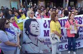 Durante el 8M: militantes DC piden verdad y justicia para concejala de Villa Alegre desaparecida en 2025