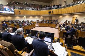 “Es el presupuesto de Salud más engañoso en años”: la discusión parlamentaria cuesta arriba del Minsal
