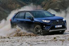 Toyota celebra que ya vendió más de un millón de RAV4 híbridos