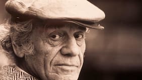 “Cómase este librito”: el desparpajo de un manuscrito inédito de Nicanor Parra que contrasta con Neruda