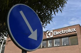 El fin de una era: así fue la última producción de Electrolux antes de cerrar su fábrica en Maipú