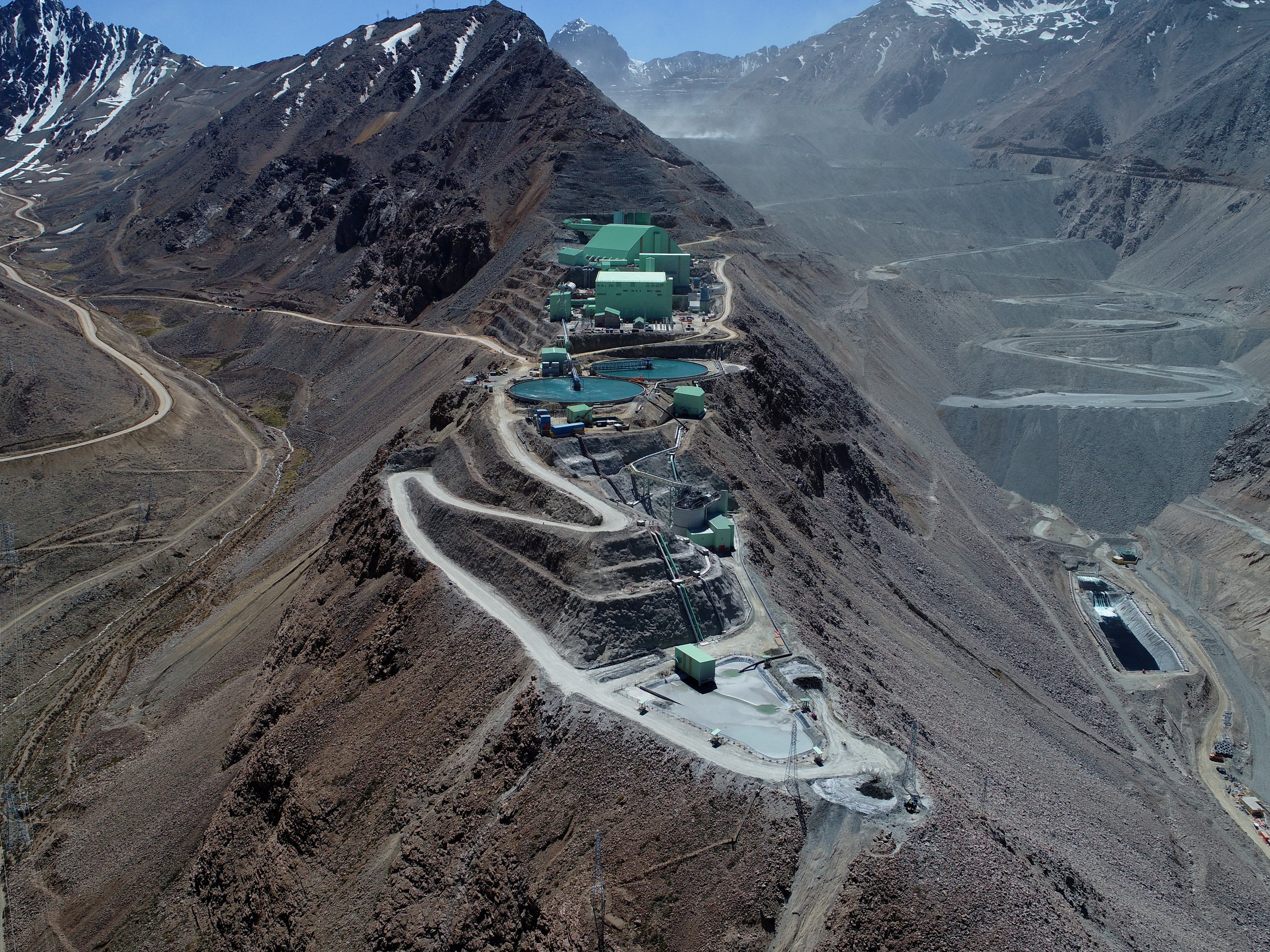 Anglo American anticipa que fusión con Teck cierre entre fin de año e inicio de 2027