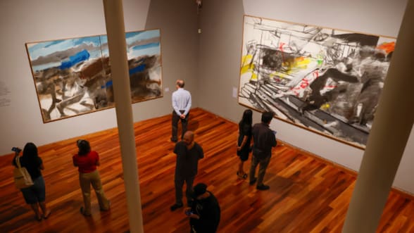 Materia, Gesto y Memoria, la exposición que reúne más de 50 obras de Gracia Barrios en MAVI UC