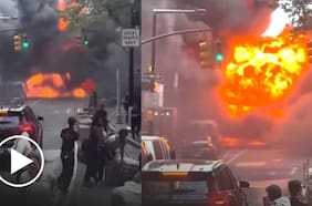 El impactante momento en que un vehículo explota frente al toro de Wall Street en Nueva York
