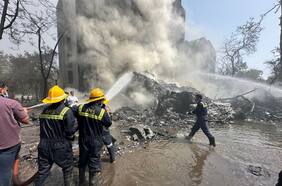 Qué se sabe del accidente del avión que se estrelló en India con más de 240 pasajeros