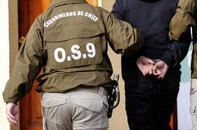 Gope y OS9 allanan galpón en Quinta Normal por robos a cajeros automáticos: dos detenidos