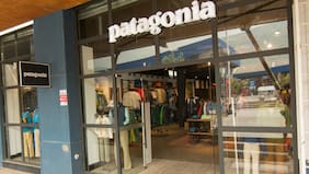 Ahora Patagonia demanda por la marca a empresa de velas argentina y su filial chilena