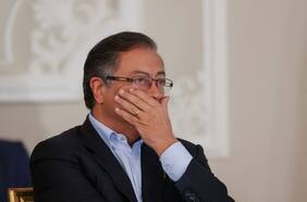 La primera gran crisis de Petro en Colombia: cambia a siete ministros de su gabinete y rompe con su coalición de gobierno