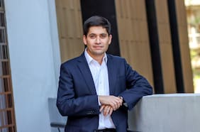 Hermann González: “Si el conflicto se acaba durante abril, la economía chilena puede sortear exitosamente sus efectos”