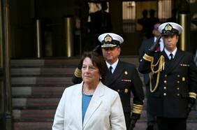 Delpiano descarta efectos “significativos” por recorte en FF.AA., pero afirma que “un apretón de cinturón es un apretón”