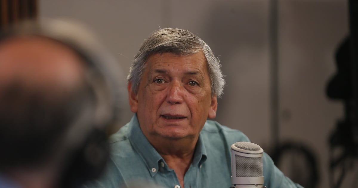 Partido Comunista llama a movilizaciones masivas ante gobierno de Kast, generando polémica en la oposición