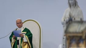 El Papa León XIV visita Lourdes y anima a la Iglesia de Francia a proseguir su labor frente a la “lacra” de los abusos sexuales