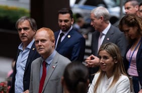 En el avión presidencial: el reclamo de Soto y Ortiz a Kast por Bachelet y los contactos del Mandatario con la expresidenta