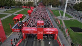 Con Martín Vidaurre como protagonista: 12 mil personas participan en el Desafío Gran Santiago y cicletada familiar
