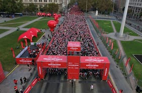 Con Martín Vidaurre como protagonista: 12 mil personas participan en el Desafío Gran Santiago y cicletada familiar