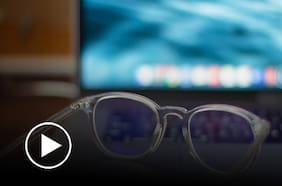¿Qué dice la ciencia sobre los filtros de luz azul en los lentes?