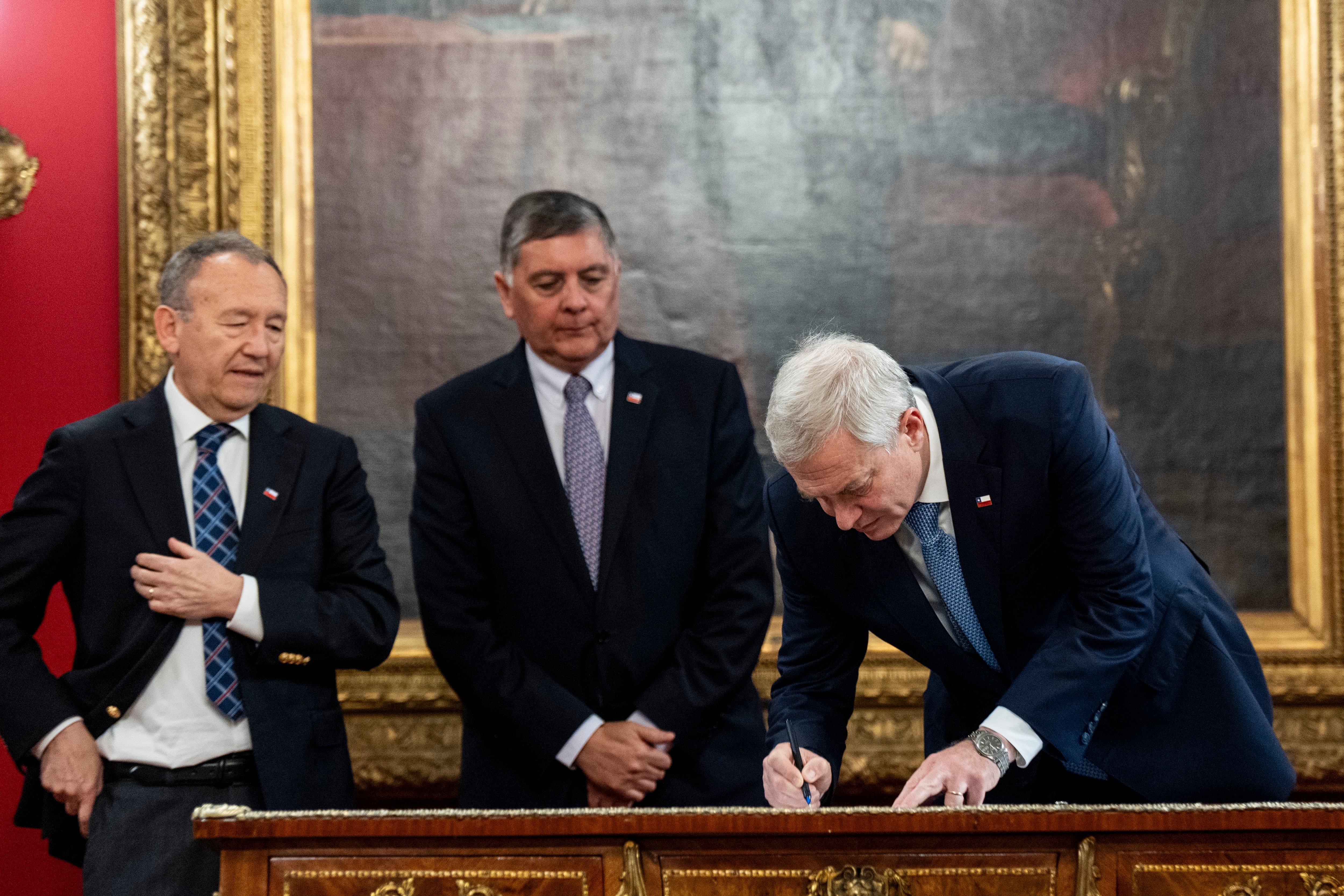 Kast entra directo a negociar agenda de seguridad: desayunará con diputados y senadores a cargo de tramitar proyectos