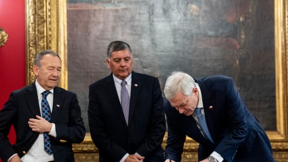 Kast entra directo a negociar agenda de seguridad: desayunará con diputados y senadores a cargo de tramitar proyectos