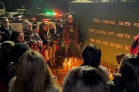 A un año del triple homicidio: Familiares y vecinos conmemoran con velatón a Carabineros asesinados en Cañete