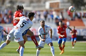 Universidad Católica cae ante Cobresal e hipoteca sus chances de pelear el título