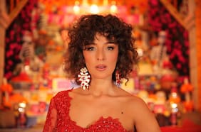 Mara Barros, la escudera de Joaquín Sabina: “He escuchado a Víctor Jara y Violeta Parra, pero quiero estudiar más”