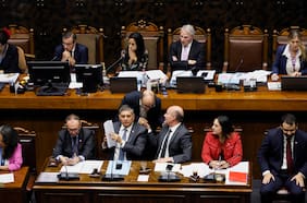 “Por un voto” es suficiente: el diseño de La Moneda para sacar adelante la megarreforma en el Senado