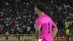 Con un grosero error que acabó en gol: mala jornada para Vozinha en el debut de Cabo Verde en la clasificación a la Copa de África