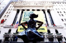 Bolsa de Nueva York inicia proceso de exclusión de tres compañías de telecomunicaciones chinas