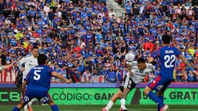 Rompe su sequía en Superclásicos: mira el gol de Javier Correa ante la U