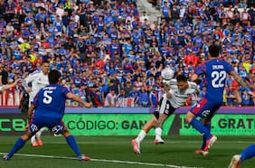 Rompe su sequía en Superclásicos: mira el gol de Javier Correa ante la U