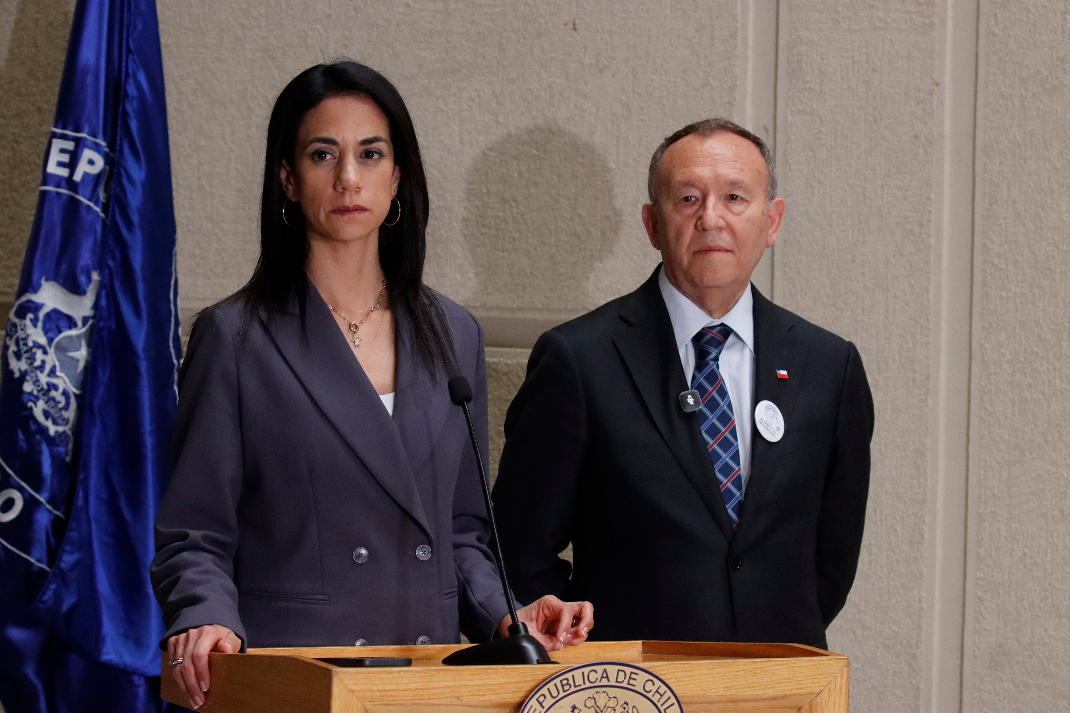 23 SEPTIEMBRE 2026
LA PRESIDENTA DEL SENADO, PAULINA NUÑEZ Y EL MINISTRO SEGPRES, JOSE GARCIA, DURANTE PUNTO DE PRENSA.
FOTO: DEDVI MISSENE