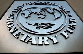 FMI sobre Chile: alerta por situación fiscal y dice que es “urgente” aumentar el crecimiento potencial