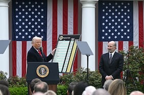 Secretario de Comercio de EE.UU. dice que UE debería abrir mercado a las exportaciones para reducir el arancel del 30%